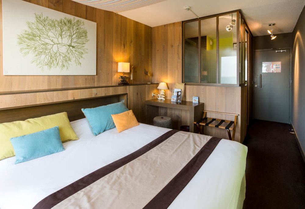 Logis Hotel Le Calluna Restaurant La Flottille Préfailles Eksteriør billede