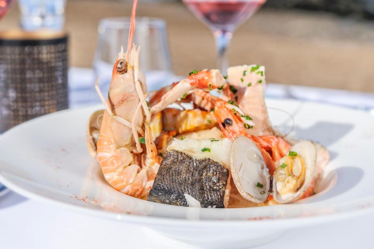 Logis Hotel Le Calluna Restaurant La Flottille Préfailles Eksteriør billede